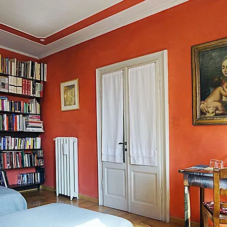 1 Stile Gallery & Book Oda ve Kahvaltı *