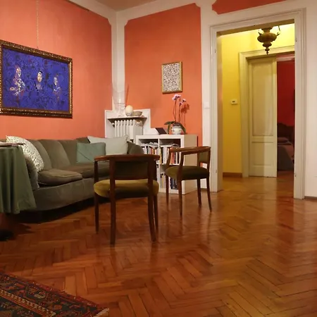 B&B 1 Stile Gallery & Book *